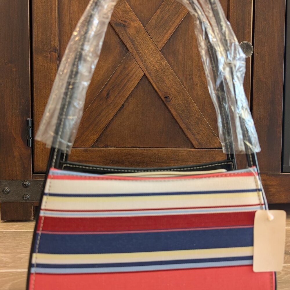 Kate Spade Purse - Picture 2 of 9